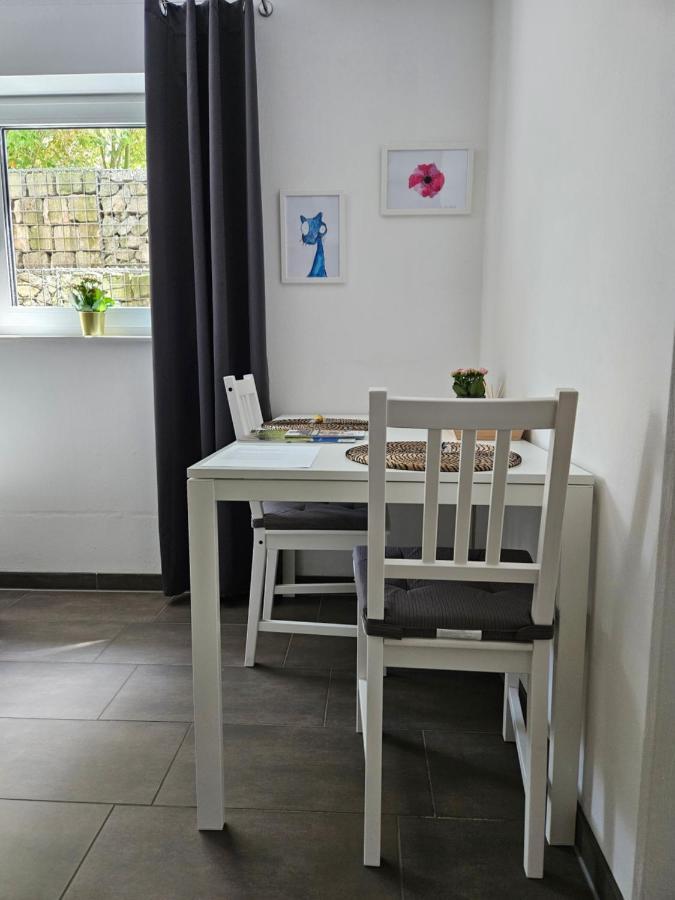 Gemuetliche Wohnung In Ruhigem Wohngebiet Aschaffenburg Esterno foto